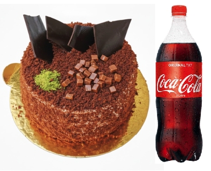 Hafif ve Doyurucu 4-6 Kişilik Çikolatalı Yaş Pasta Menüsü